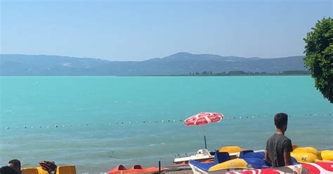 İ­z­n­i­k­ ­G­ö­l­ü­ ­t­u­r­k­u­a­z­a­ ­b­ü­r­ü­n­d­ü­,­ ­z­i­y­a­r­e­t­ç­i­l­e­r­ ­h­a­y­r­a­n­ ­k­a­l­d­ı­ ­-­ ­S­o­n­ ­D­a­k­i­k­a­ ­H­a­b­e­r­l­e­r­